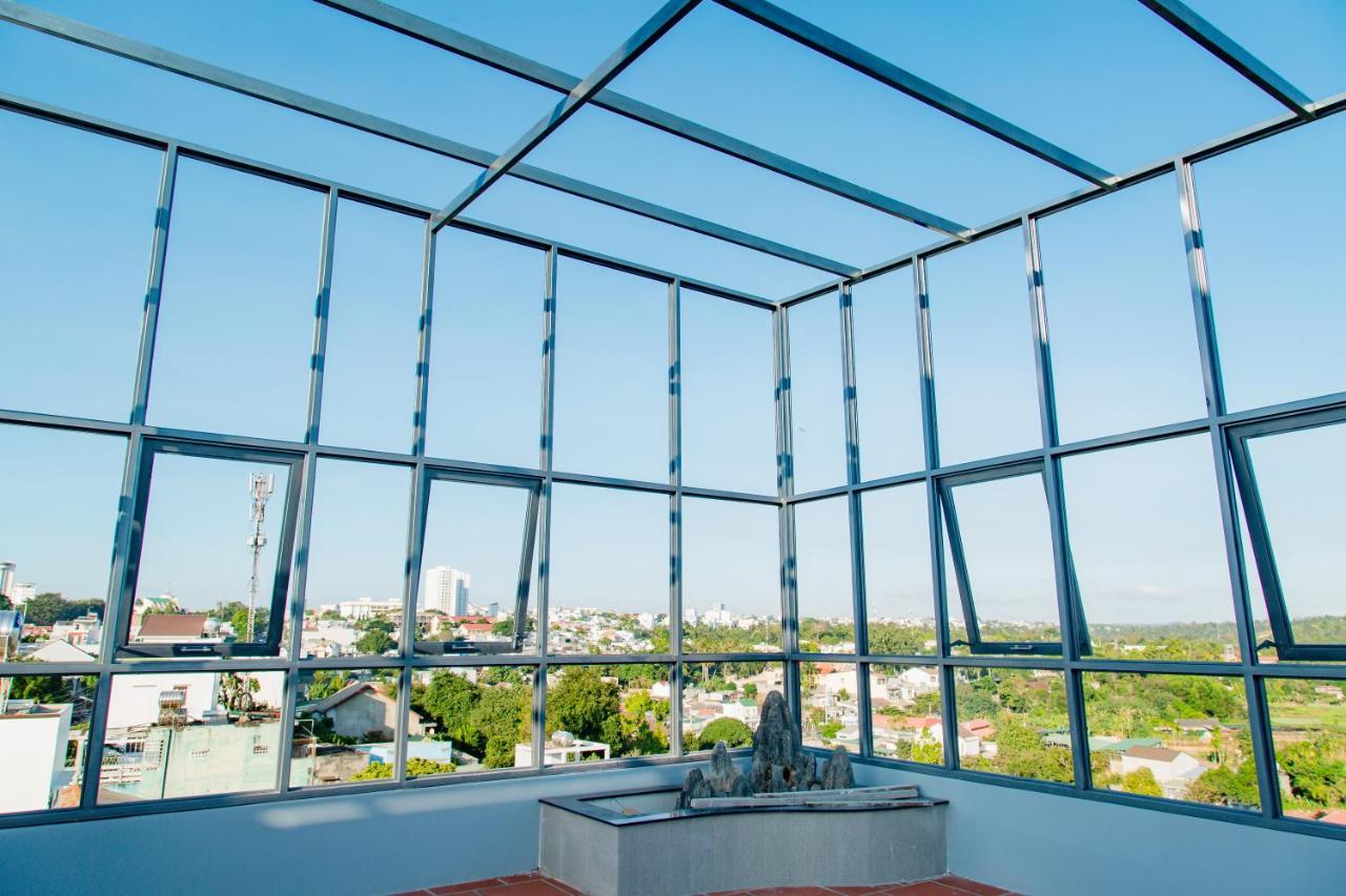 Nam Anh Hotel Буон Ма Туот Екстериор снимка